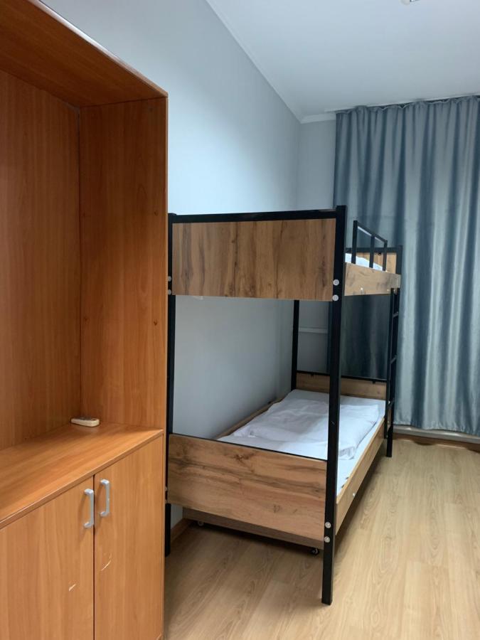 Хостел Almaty Backpackers Экстерьер фото
